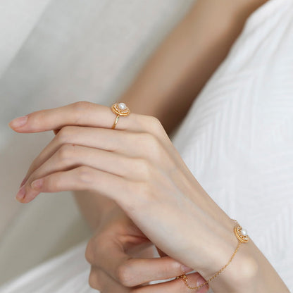 Luxury Vintage Pearl Ring