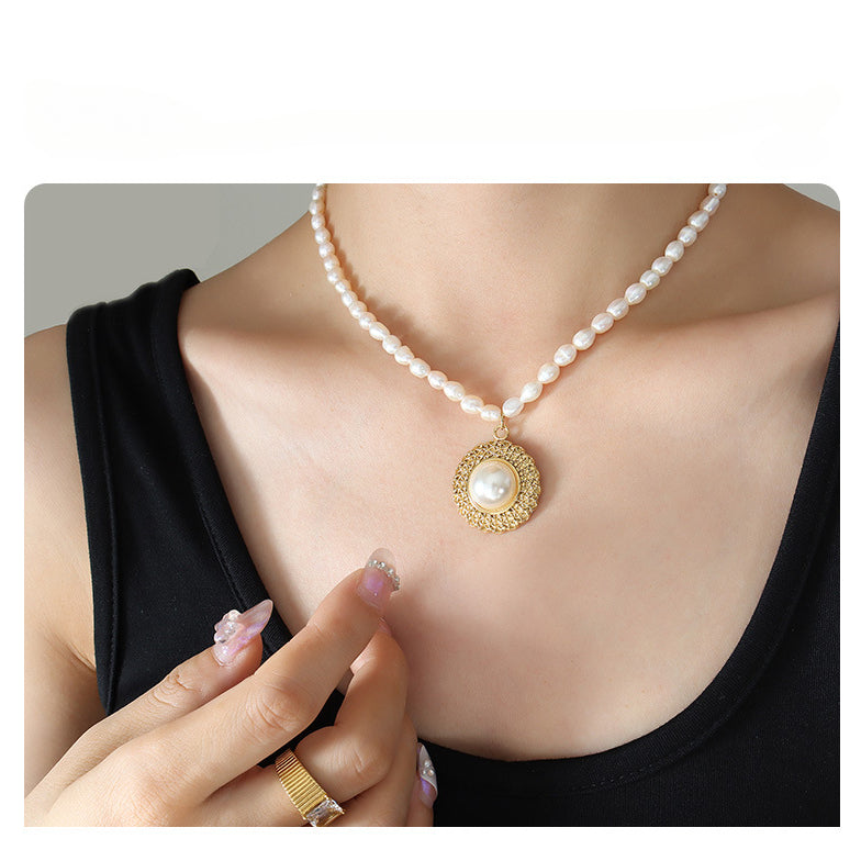 Vintage Bezel Oval Pearl Pendant Necklace