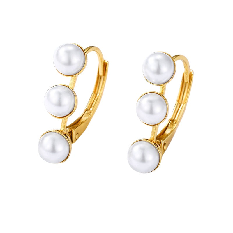 Clip On Hook 3 Pearl Earrings