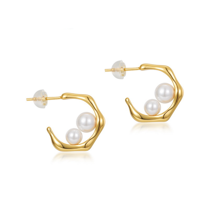 10K Gold Earrings With 2 Pearls