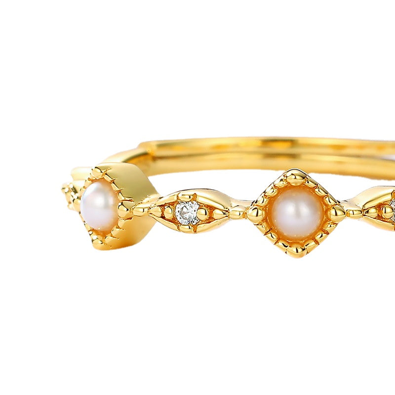 Small Pearl Ring