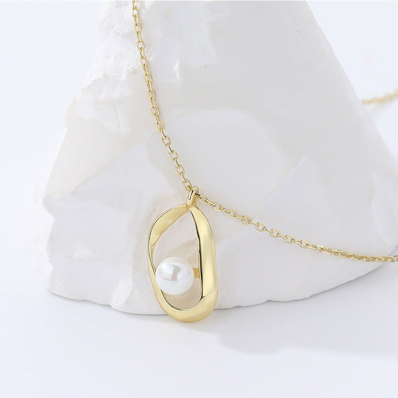 Geometric Pearl Pendant Necklace