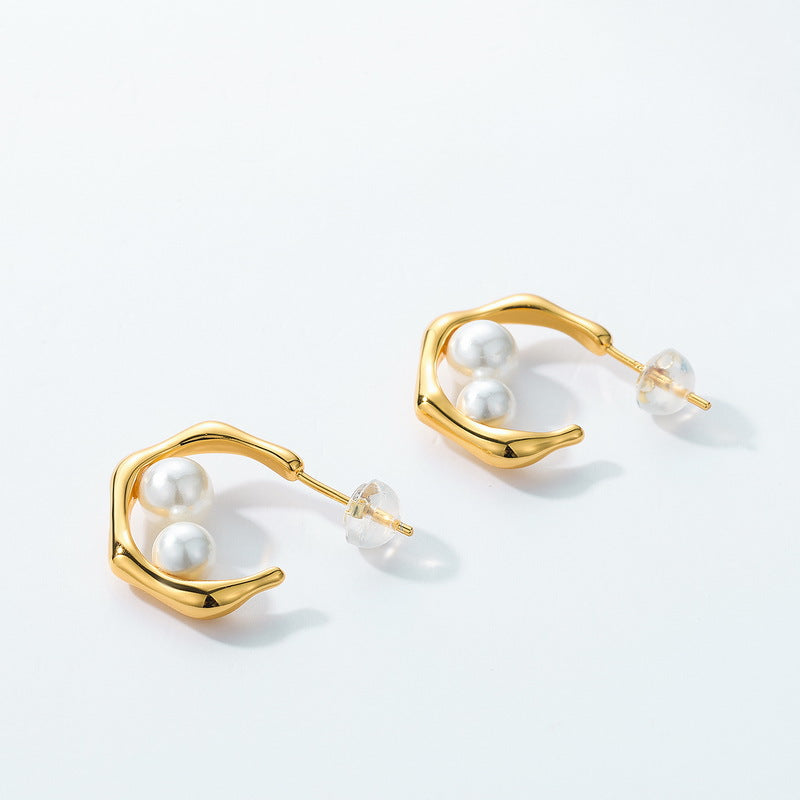 10K Gold Earrings With 2 Pearls