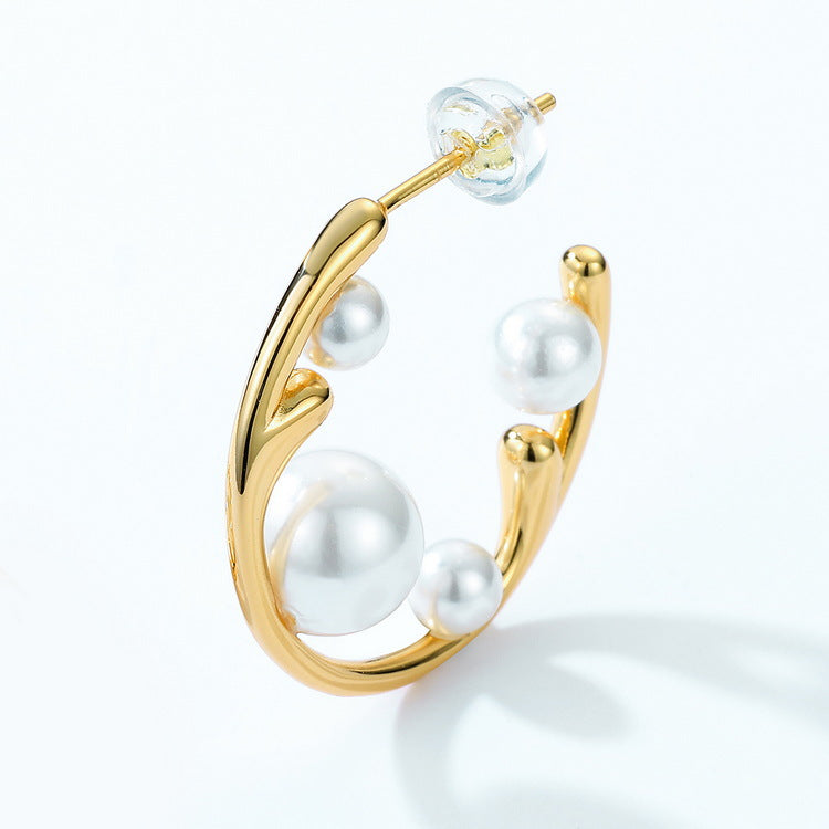 Christmas Elk Pearl Hoop Earring