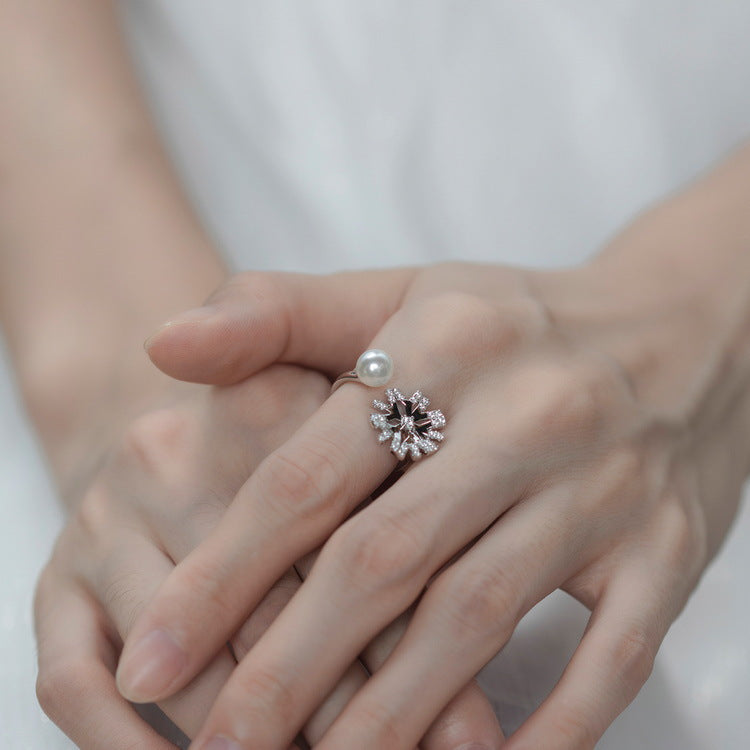 Snowflake Pearl Ring Silver