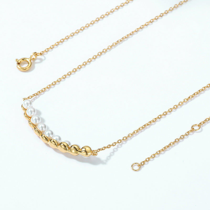 Smile Pearls Collarbone Necklace