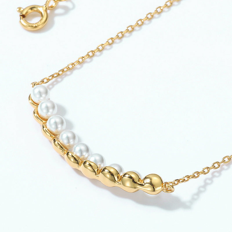 Smile Pearls Collarbone Necklace