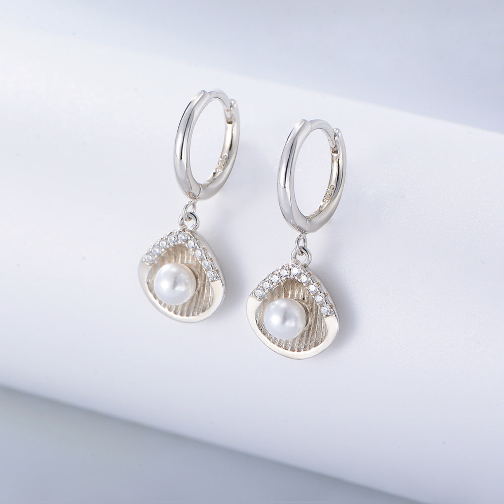 Zircon Shell Teardrop Pearl Earrings