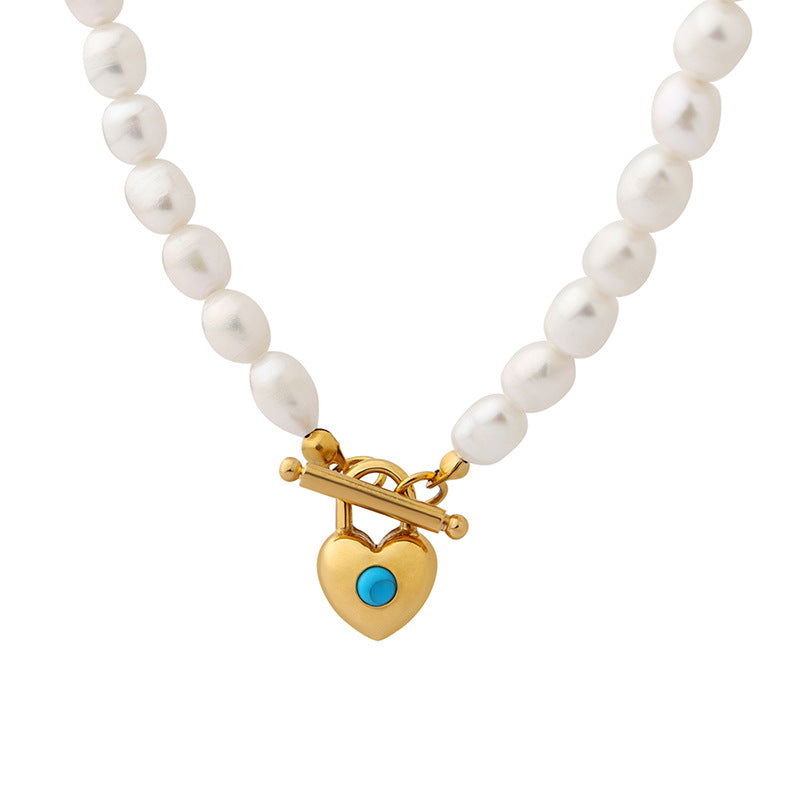 OT Clasp Pearl Necklace With Heart Pendant
