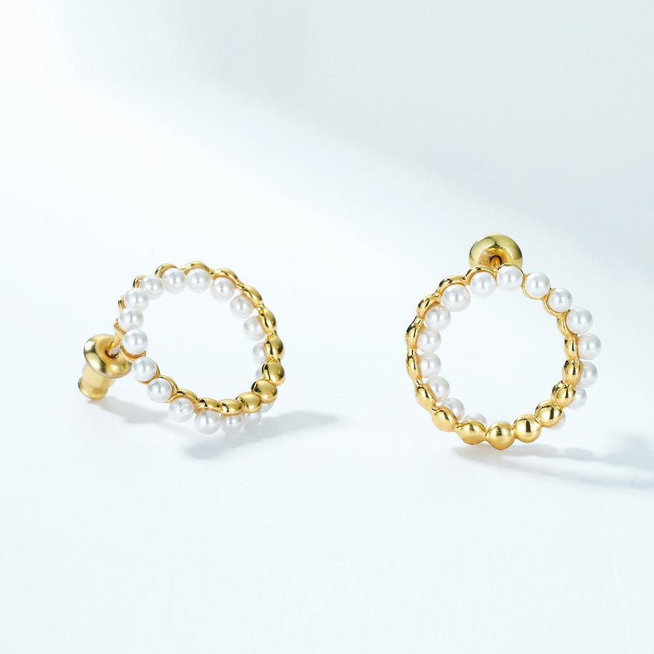 Hoop Earrings With Pearls