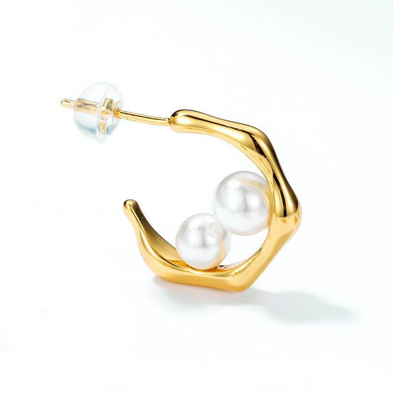 10K Gold Earrings With 2 Pearls