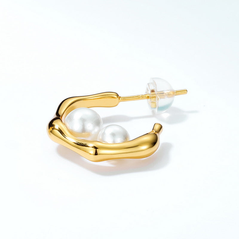 10K Gold Earrings With 2 Pearls