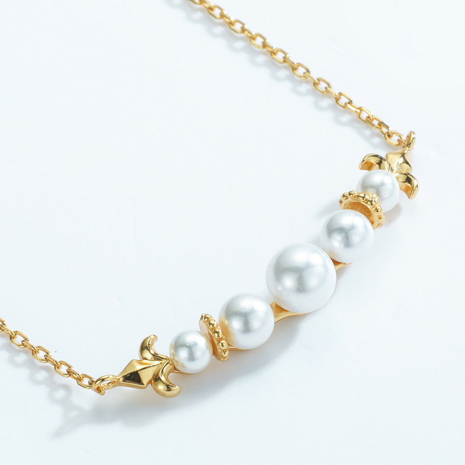 Smile Pearl Pendant Necklace