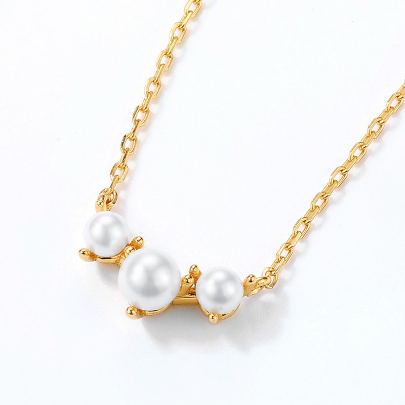 Chic 3 Pearl Pendant Necklace