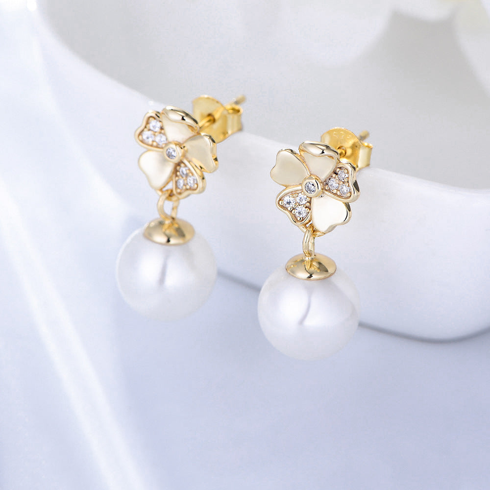 Flower Diamond Pearl Earring Dangly
